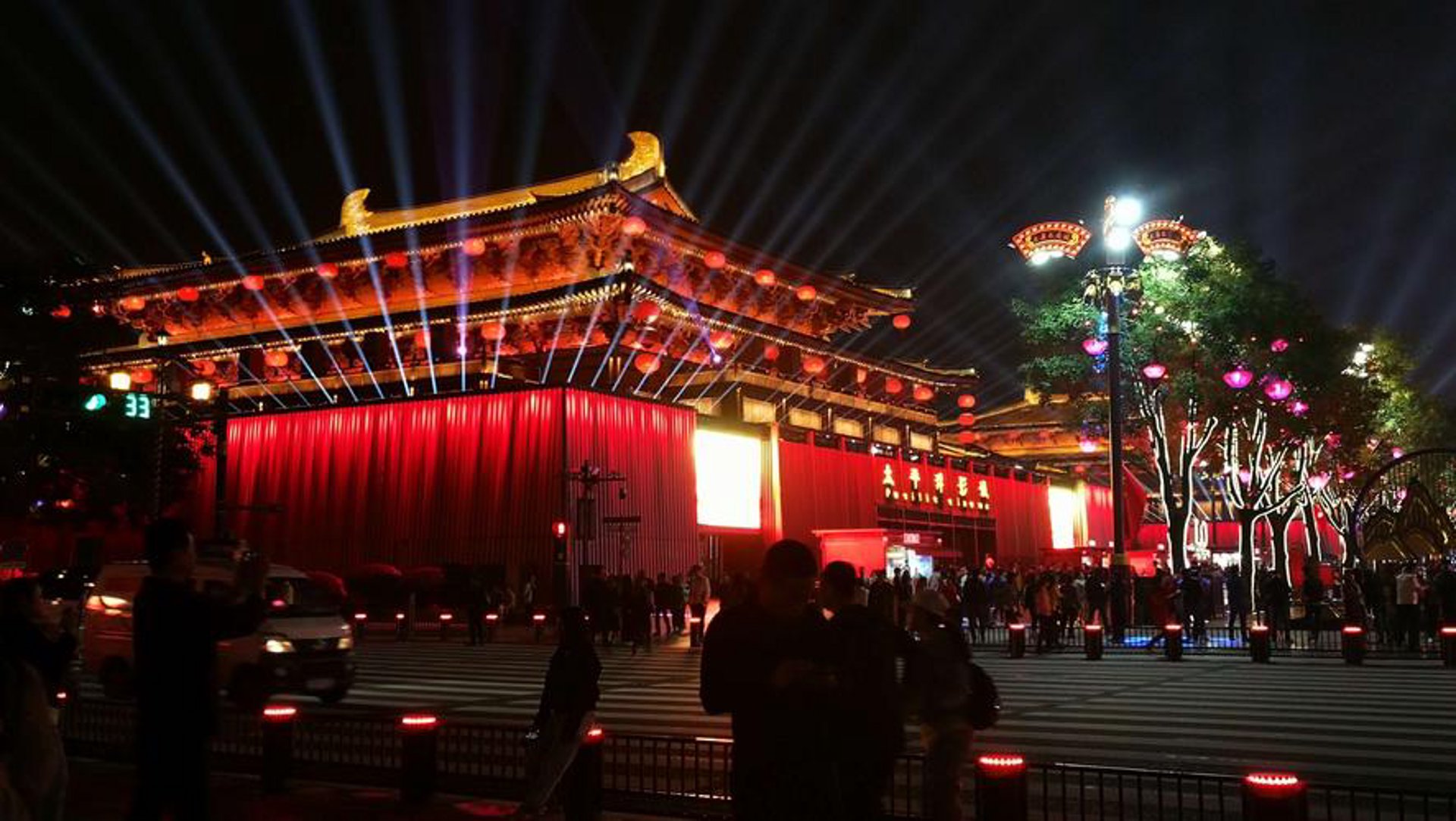 画廊艺术:城市文化的一扇窗